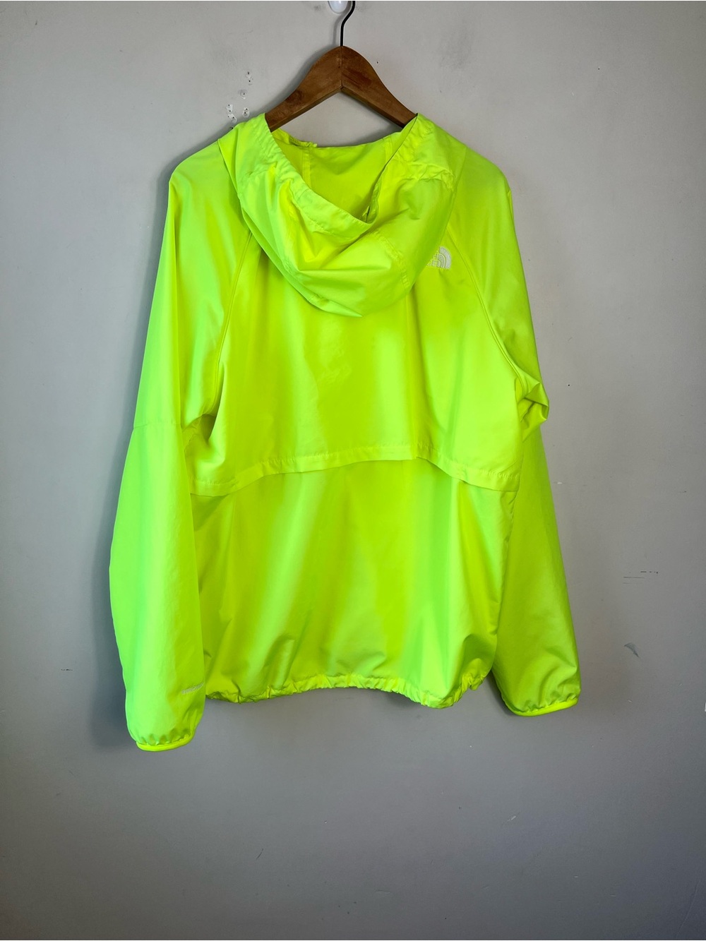 The North Face Men's Flyweight Hoodie 2.0 Windbreaker Windwall Jacket Yellow XL - Picture 2 of 16